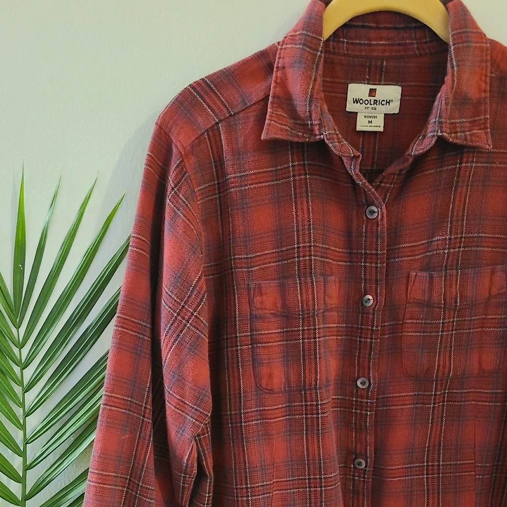 SOLD!!!!! SALE💞 Woolrich Women's Flannel Red Medium - Picture 2 of 6